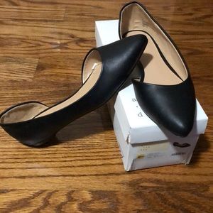 A•New Day Mohana Flats sz.6.5